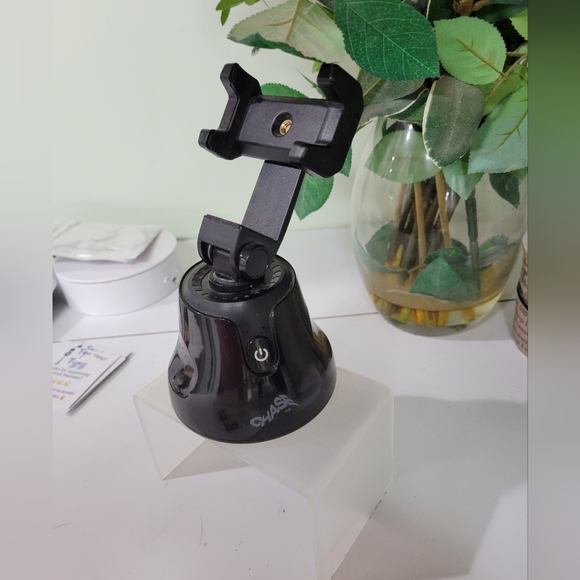 360° face tracking. Great for live shows!! Meet zoom live streaming+ NWOB - Picture 4 of 12